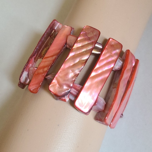 💥4/$20 ABALONE Pink Colored Stretch Bracelet - Picture 7 of 9